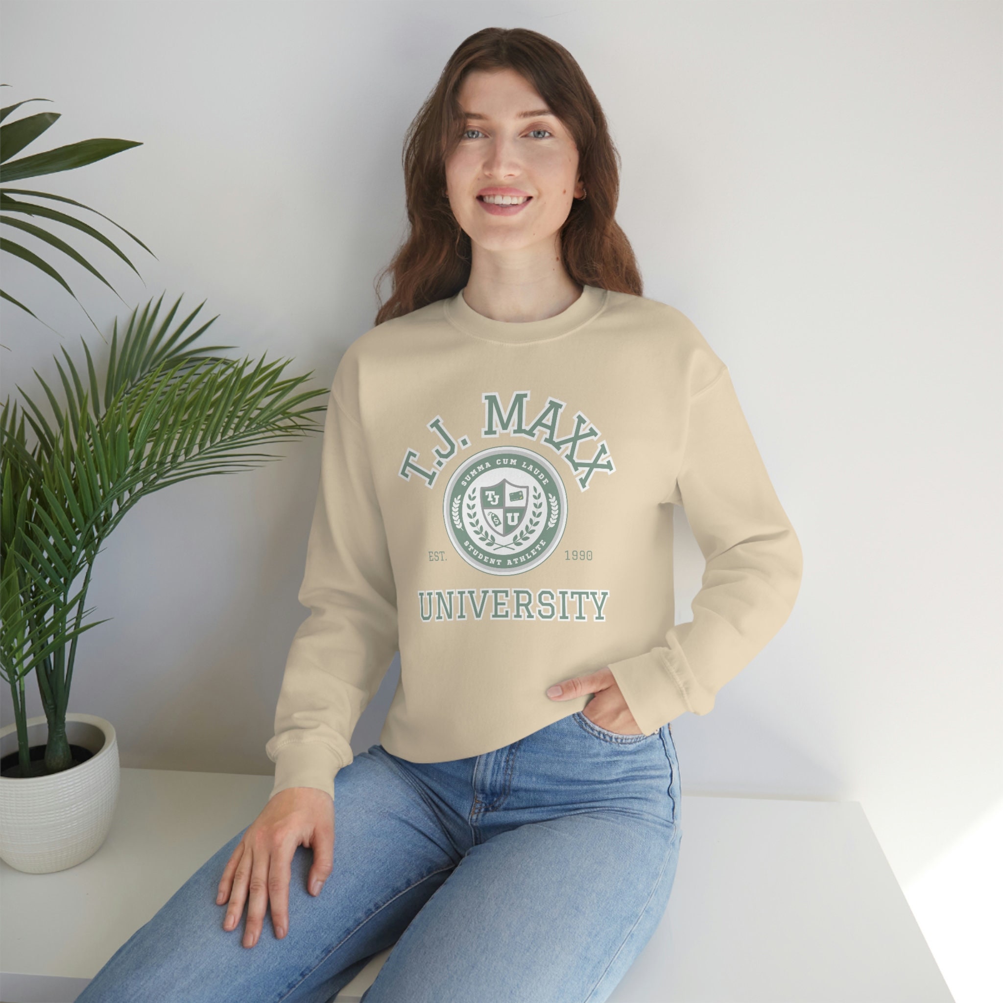 T.J. Maxx University Sweatshirt, T.J. Maxx Lover Gift, Maxxinista