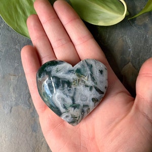 Moss Agate Heart with Quartz - Puffy heart