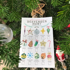 Chasse au trésor d&#39;ornement de Noël imprimable pour les enfants feuille de jeu d&#39;arbre de Noël d&#39;aquarelle, trésor de vacances j&#39;espionne l&#39;activité de quarantaine d&#39;hiver