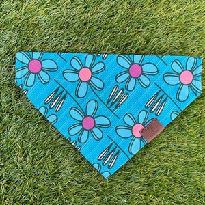 Dog Bandana | Over the Collar | Bandana | Flower print | Flower bandana | Dog Bandana | Cat Bandana |Slip on Bandana |Gift for pets