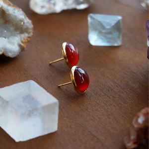 Vintage Carnelian Earrings, Healing crystal Carnelian earrings Earrings, Raw Carnelian Gemstone Earrings, Minimalist Red Stud Earrings