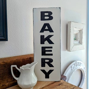 Bakery Kitchen Decor Farmhouse Sign, Cupcakes Cookies Cake  Baking Restaurant Sign, Vintage Style Wall Decor Hand Painted Wood Sign