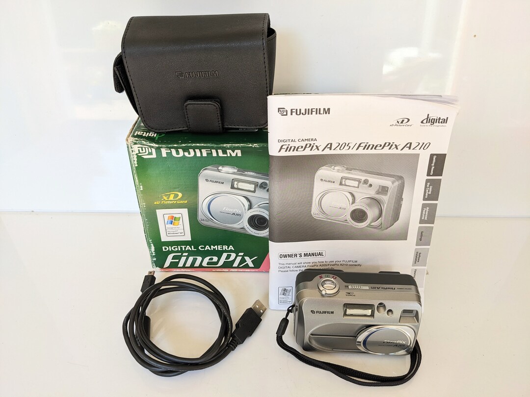 FUJIFILM FINEPIX A205 2.0MP 3x Zoom Digital Camera Boxed Etsy