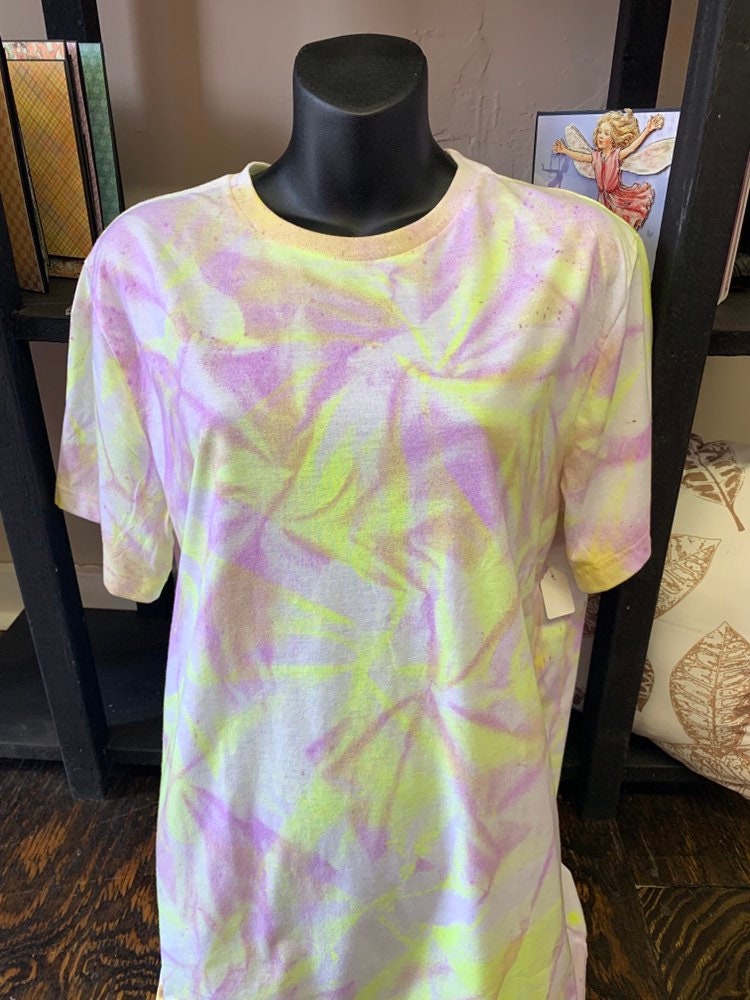 My Purple and Yellow Summer Shirt so Pretty and Bright - Etsy
