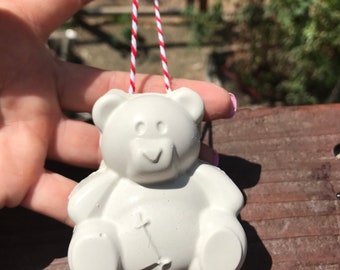 Bear Ceramic Ornament // Bear Painting Kit // Christmas Activity // Christmas DIY // Ornament Painting // Christmas Ornament Kit