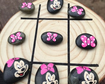 Minnie Birthday // Minnie Tic Tac Toe // Rustic Tic Tac Toe // Disney Tic Tac Toe // Minnie Gift // Kids Cabin Gift // Kids Tic Tac Toe