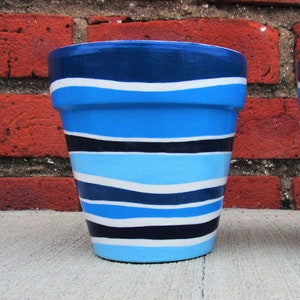Hand-Painted Nautical Waves Terracotta Flower Pot: Indoor Gardening