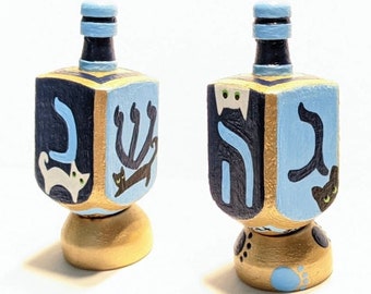 Cat Lover's Dreidel - Hand-Painted Wooden Dreidel - Judaica - Hanukkah Gift - Hanukkah Decor - Gift for Cat Lovers