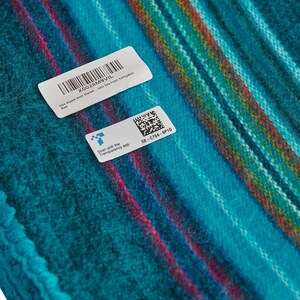 Manta de lana de alpaca turquesa: suave e hipoalergénica (85 x 65 pulgadas) imagen 6