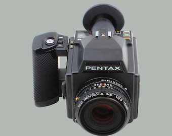 Fotocamera a pellicola medio formato Pentax 645 + obiettivo SMC A 75mm f/2.8 / 120mm