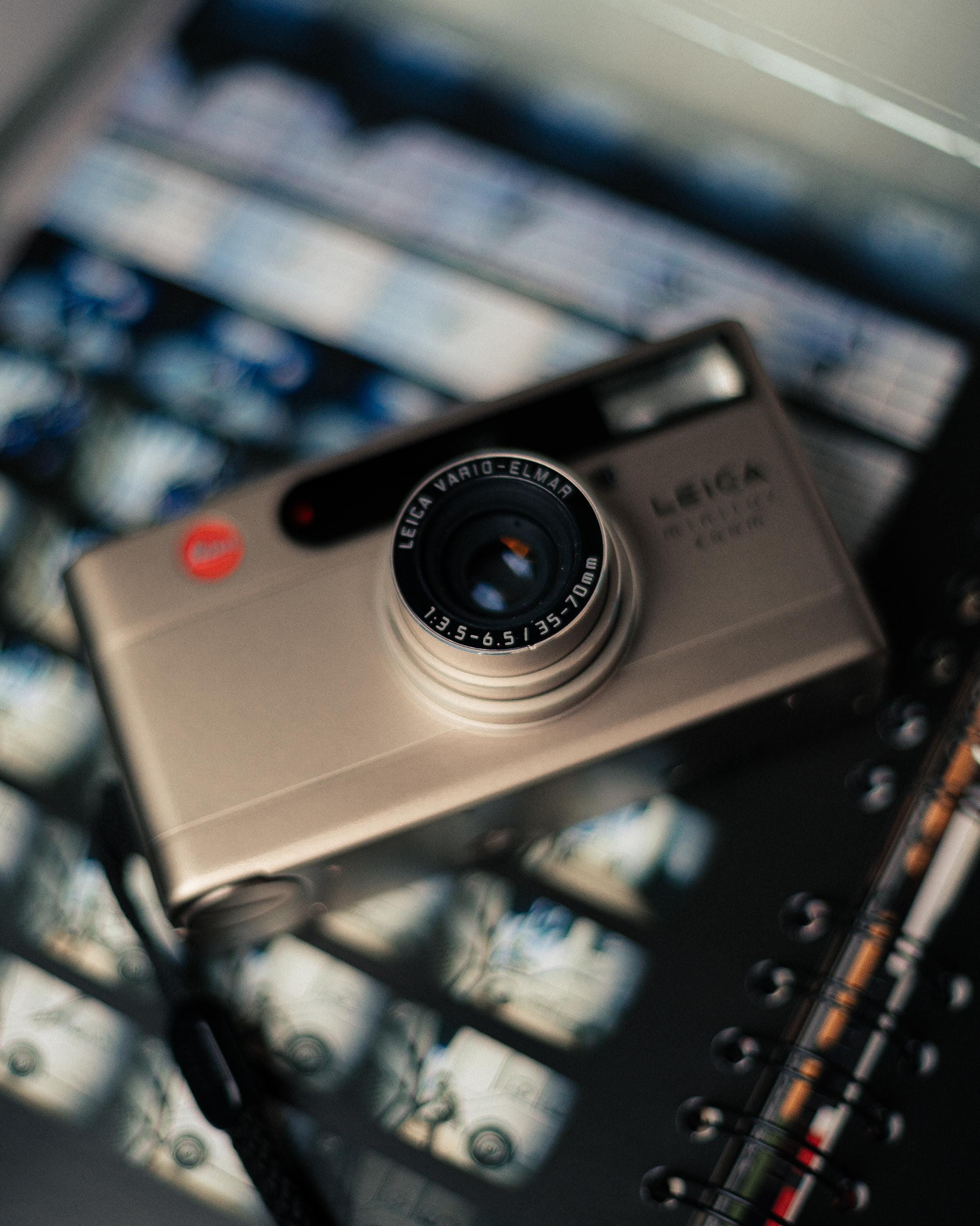 Leica Minilux Zoom / Film Camera / MINT / Point and Shoot / 35mm
