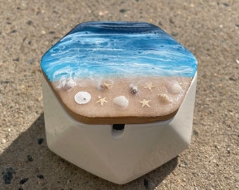 Ceramic Ashtray with Lid: Custom Beach Decor, Smoker Gift