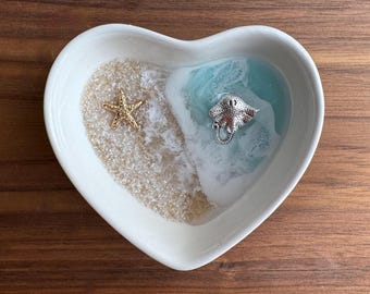 Personalized Stingray Heart Ring Dish - Beach Ocean Decor, Wedding Gift