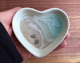 Personalized Turtle Ring Dish Custom Wedding Gift Engagement Engaged Fiancé Wife Custom Ocean Decor Clear Beach Art Ceramic Heart Dish Woman