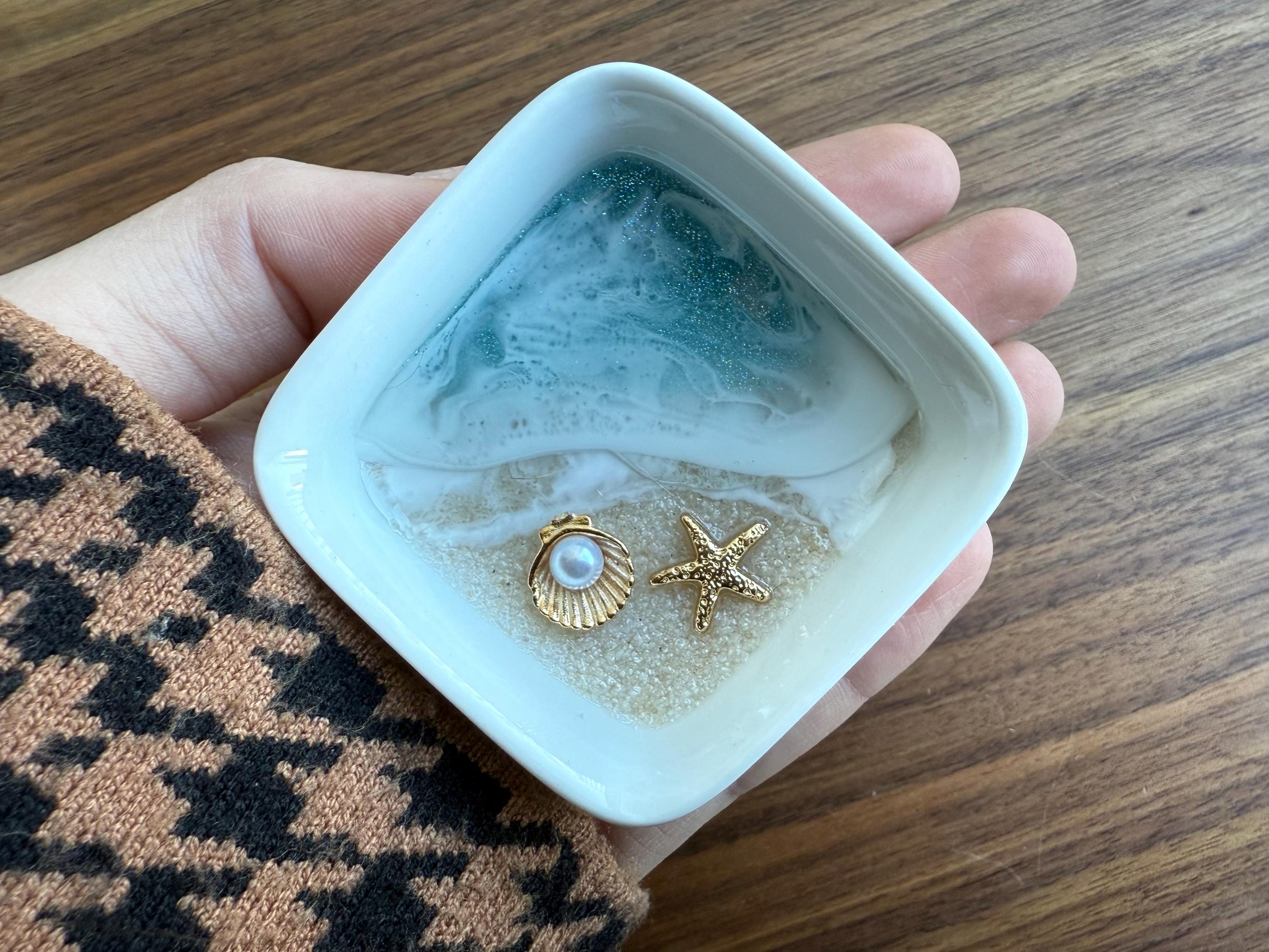 Mini Beach Ring Dish with Gold Starfish & Pearl Mahjong Dice Holder