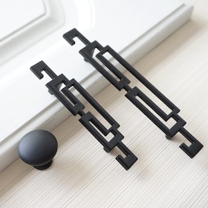 2.5" 3.78" 5.0" Black Drawer Pull Handle Knobs Cabinet Door Handles Pulls Dresser Pulls Cupboard Handle Chinese Kitchen Hardware 64 96 128