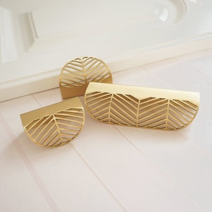 Leaf Design Brass Gold Cabinet Handles Invisible Drawer Pulls, Cabinet Pulls, Wardrobe Pulls, Cupboard Pulls Modern Decorative Handles