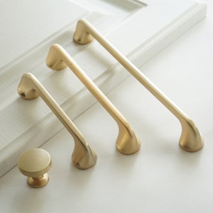 3.78'' 5'' 7.55''Cabinet Door Handles Brushed Brass Dresser Drawer Knobs Pulls Cupboard Handle Kitchen Closet Wardrobe Hardware Pulls 192 mm