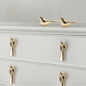 Polished Gold Brass Knobs  Exquisite Bird  Dresser Knobs  Drawer Pull Handles Knob  Kitchen Cabinet Handle Pull Knobs Hardware Decor