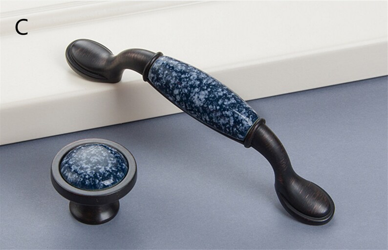 3.78/'/' 5.0 Ceramic Cabinet Door Handles Dark Blue Drawer Pulls Handles Black Copper Chic Furniture Hardware Kitchen Cabinet Pulls 96 128mm