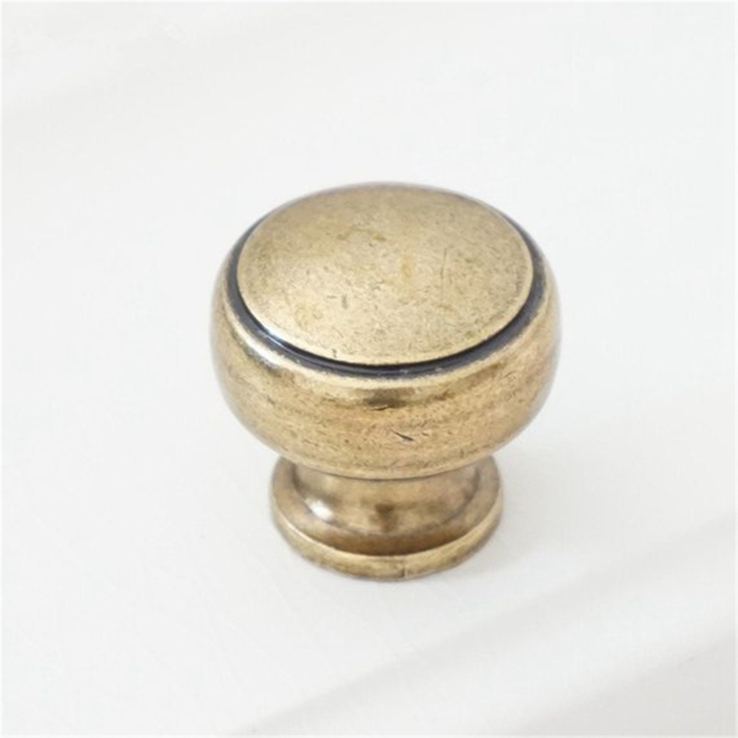 Vintage Dresser Knobs Drawer Knobs Pulls Handles Knobs Etsy