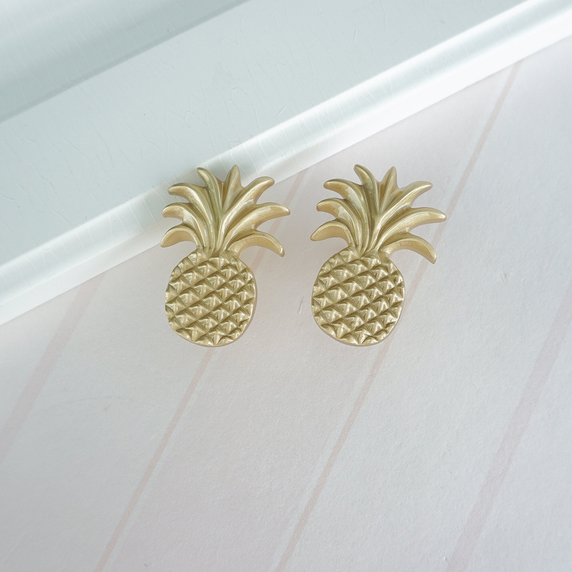 Home & Living Pineapple knobs Ornaments & Accents Ornaments