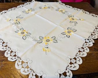 Vintage Square Tablecloth -  Silky Fabric, with machine embroidery and 3 D Daisys