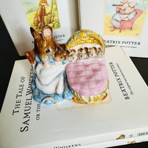 Figura de Beatrix Potter de Beswick 'Hunca Munco'