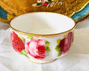 Royal Albert 'Old English Rose' Sugar Bowl and milk Jug