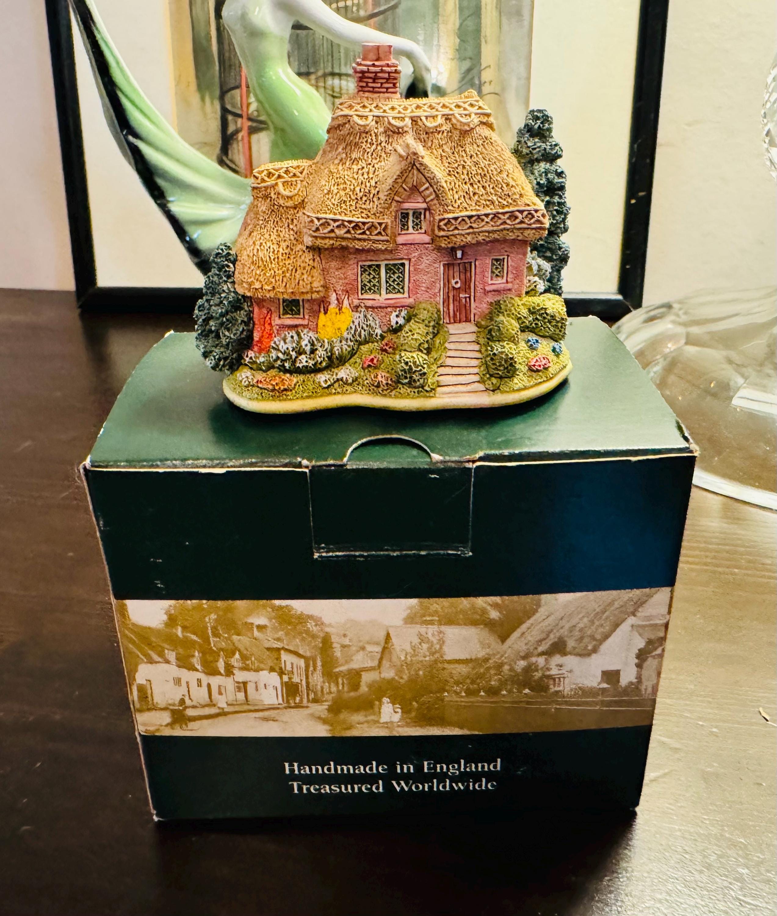 Lilliput Lane Rare - Etsy Canada