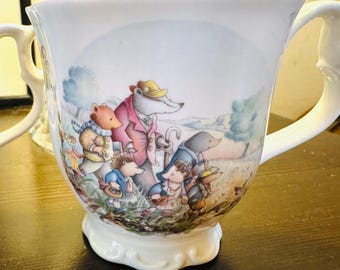 Royal Albert China Wind in the Willows  'Autumn in the WildWood' design beaker