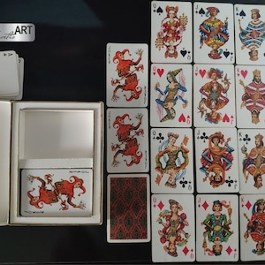 Twin Set Old 1960s Vintage FOURNIER Non Standard  EUROPE Playing Cards MICIANO Retro Collectible 52 + 2J / 40 page booklet Box Bridge