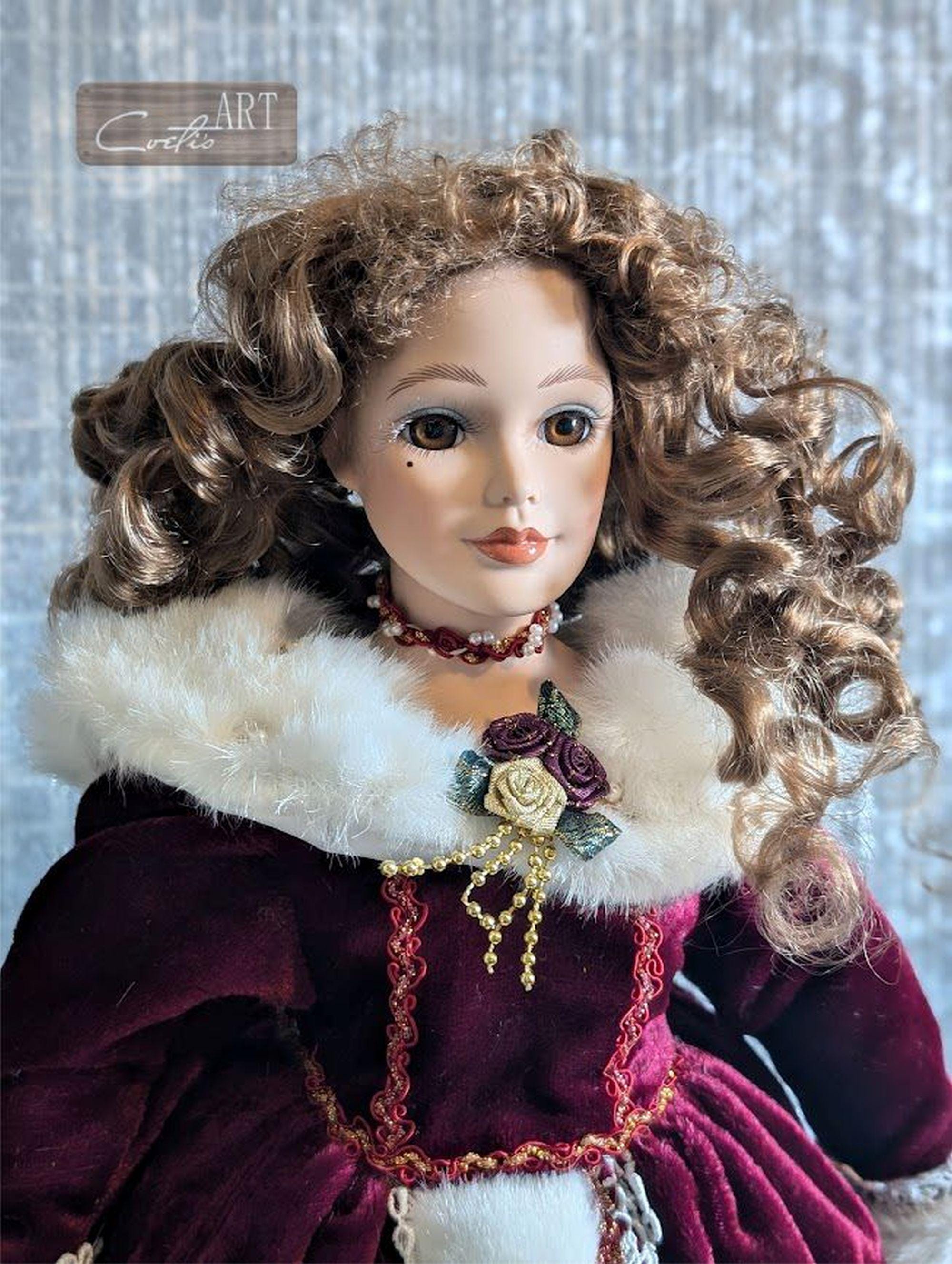 domein『crown』　Italy antique doll Unusual-Antique-Fashion-Doll-