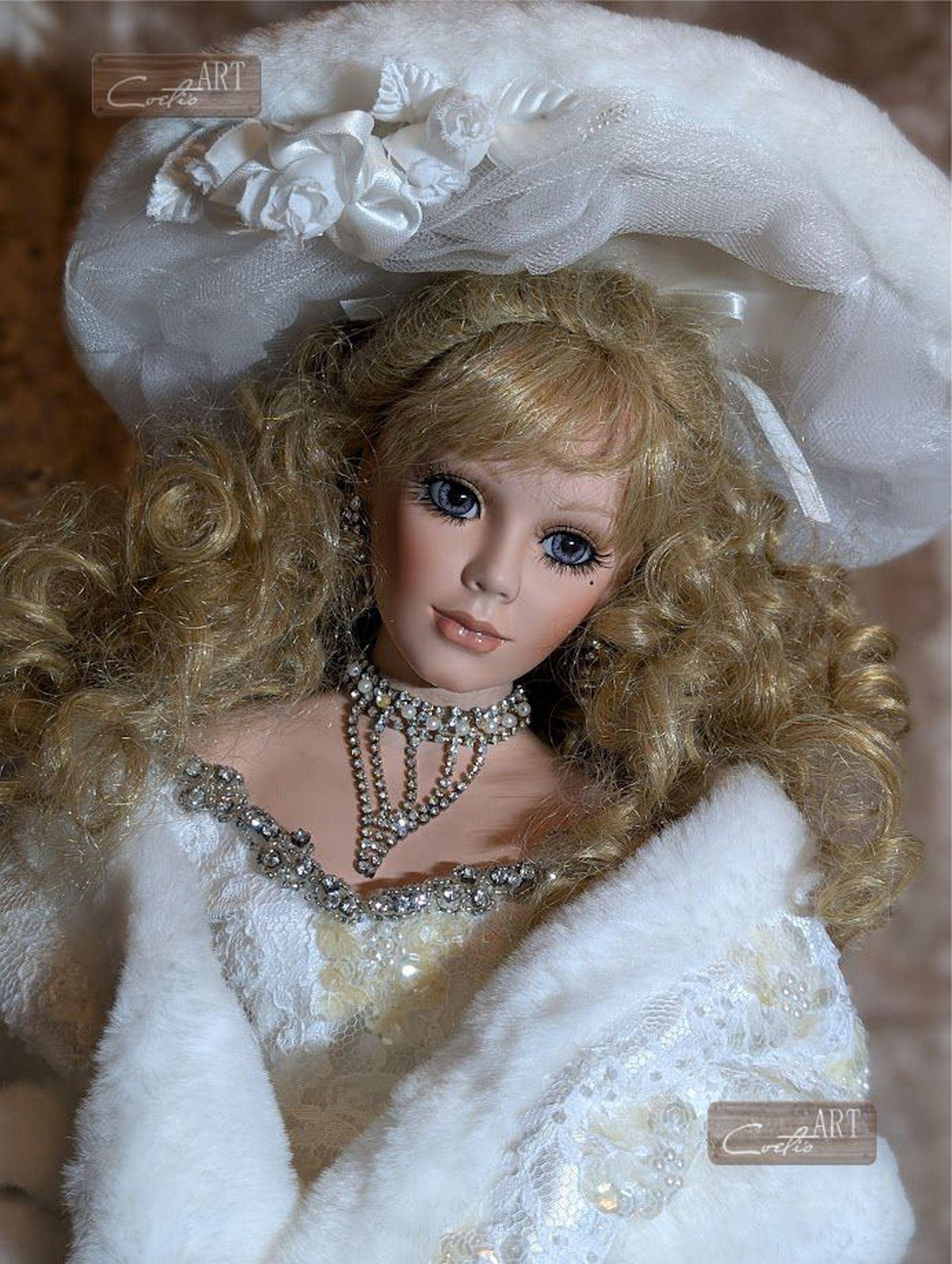 【美品】NICENESS DEVOLLE Danbury Mint Bride Doll: Winter Bliss Special Edition, Blonde