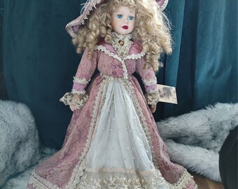 Victorian doll secrets: Seeley, Mildred: 9780916809973