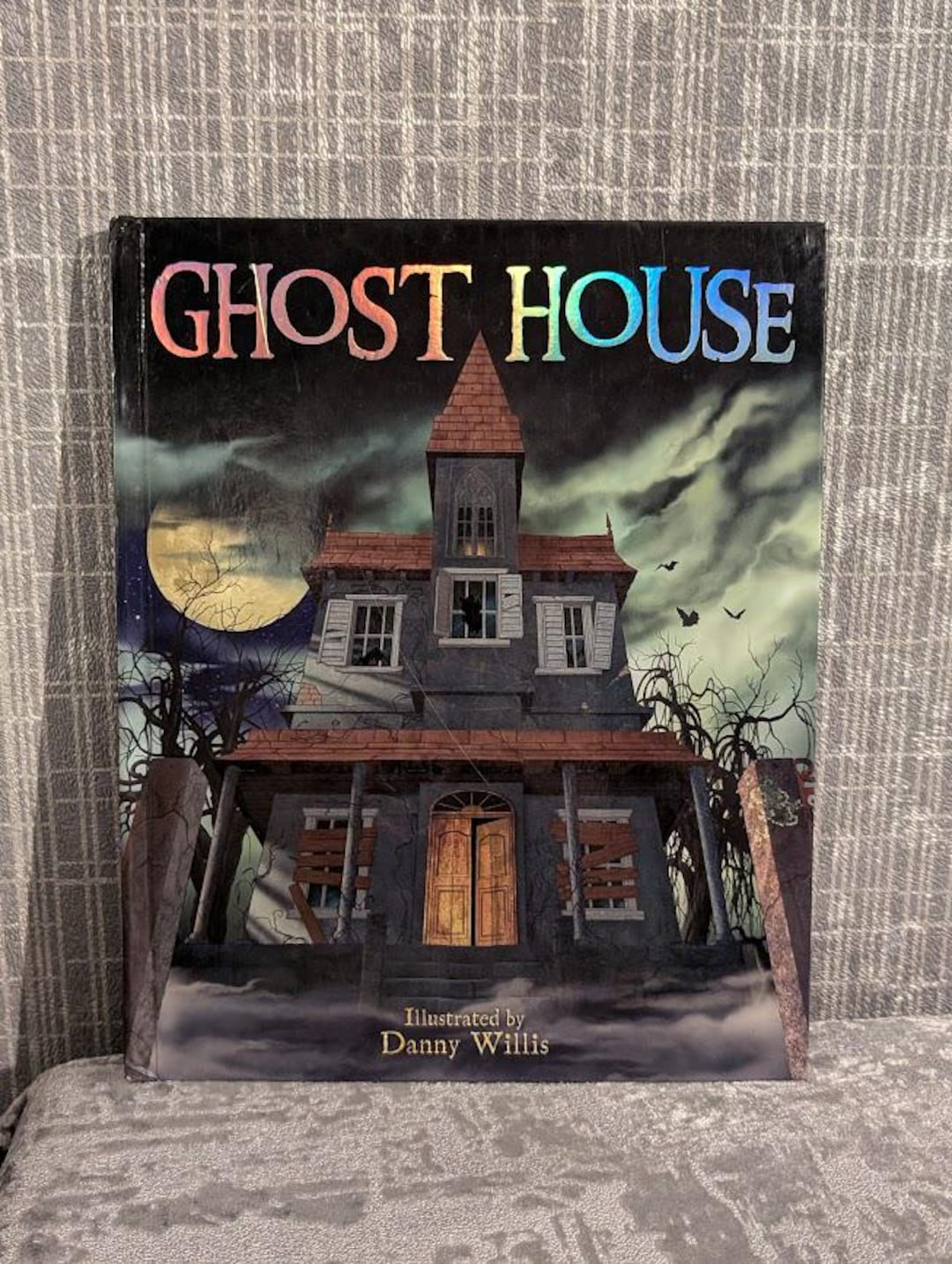 Ghost House Pop-up Book Danny Willis Sandra Loy Hardback