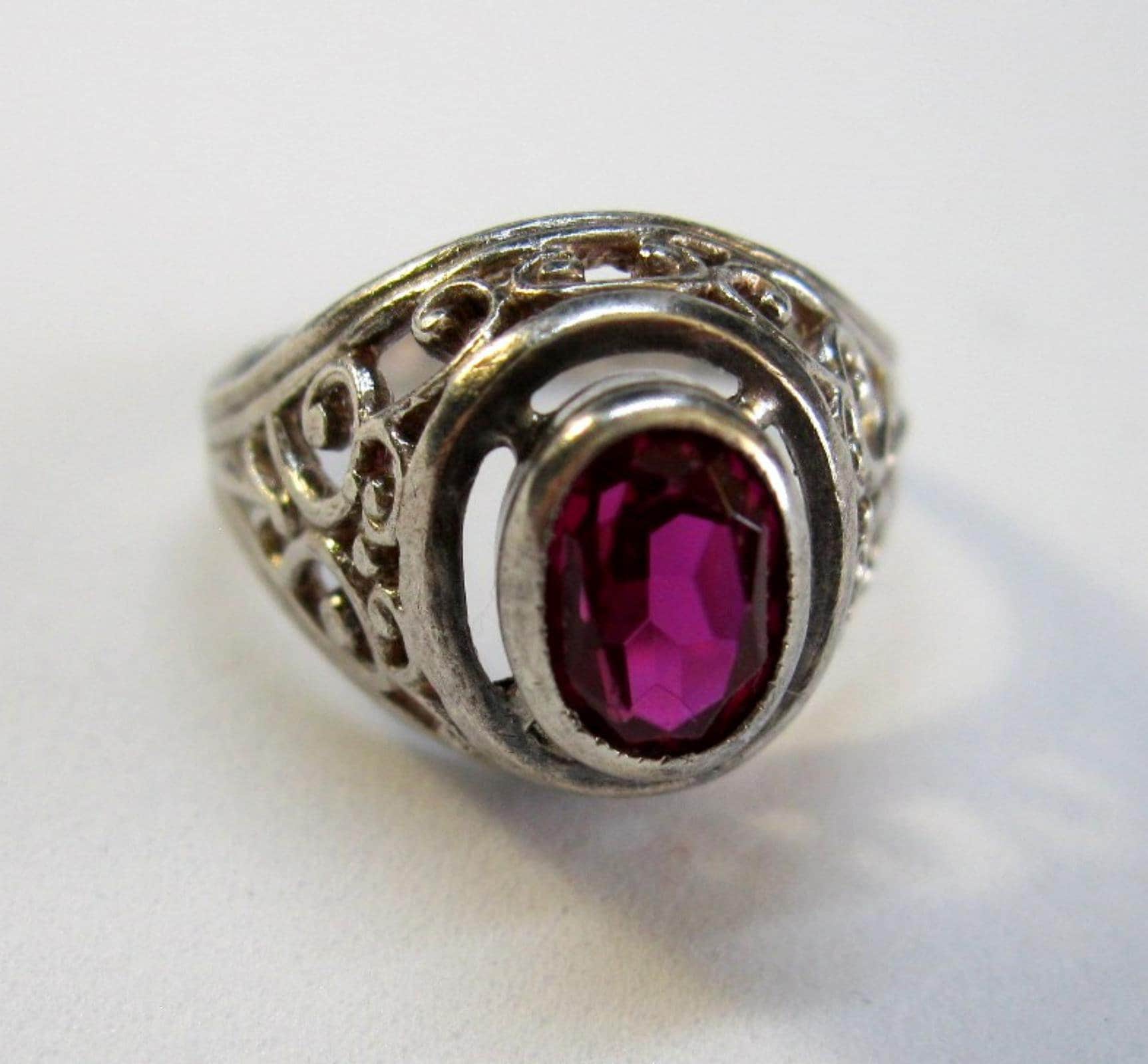 Vintage URSS Silver 925 Russian Super ring Awesome Ruby