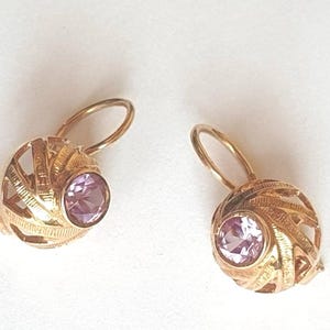 繊細でロマンチックなコランダムヴィンテージイヤリングレッドゴールド14K583USSR