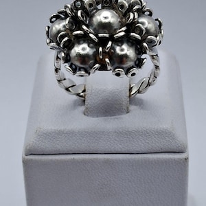 Delicate BEAUTY Vintage USSR Silver 875 ring RARE