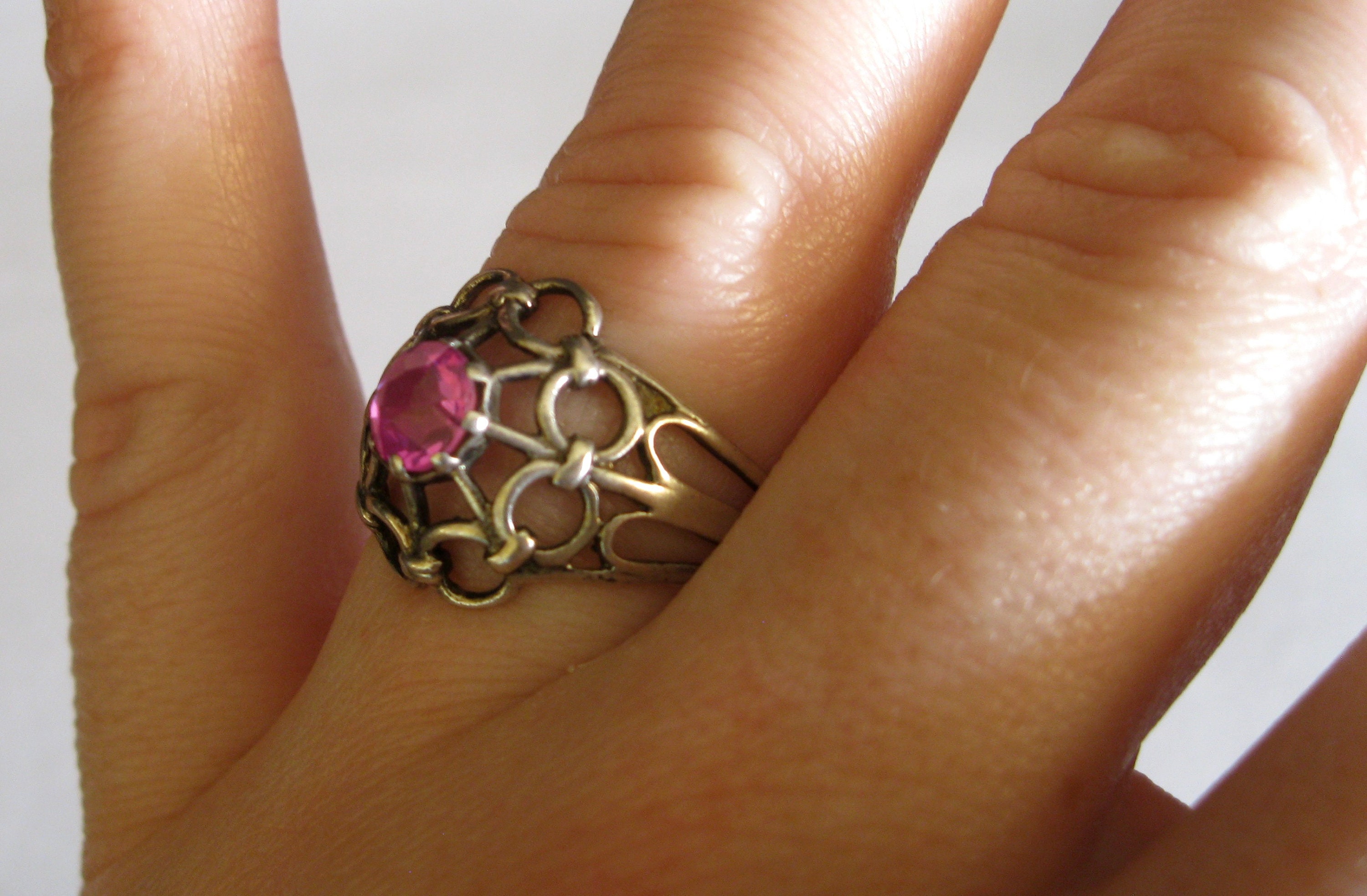 Bague Vintage URSS En Argent 875 Plaqué Or Avec Rubis - Occasion - Bijou Ancien