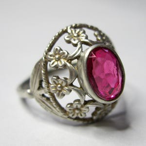 Beautiful Vintage USSR Silver 875 Magic Corundum Super ring