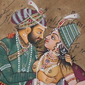 Dipinto di scena d'amore Mughal su carta da francobolli antica - Arte fatta a mano per l'arredamento della casa - Amore tra re e regina su carta - Regalo per matrimonio - Arredamento per la casa