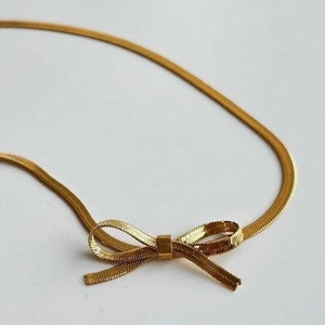 Bow necklace, bows, gold chain, never take off, light weight, fun necklace, simple necklace, gift for her, gift for you