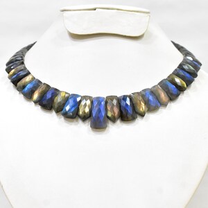 Flashy Faceted Labradorite Choker Necklace, 14 Inch Natural Gemstone (406 Carat)