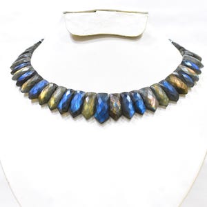 Flashy Faceted Labradorite Choker Necklace, 14 Inch Natural Gemstone (470 Carat)