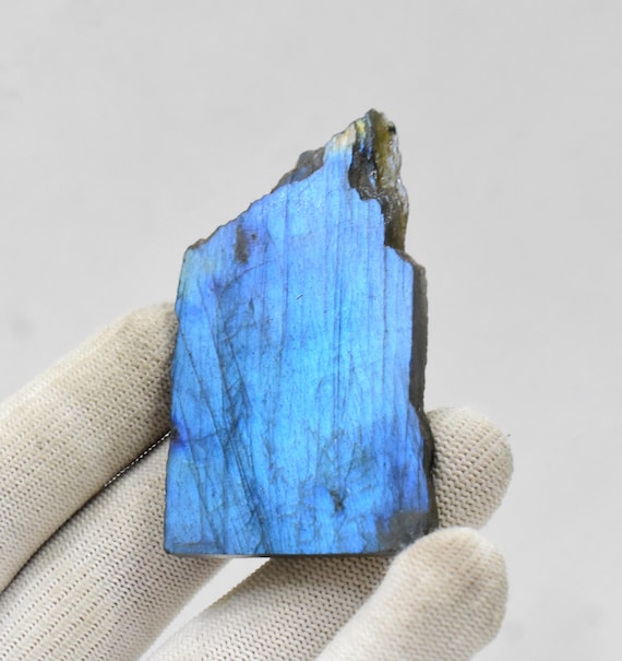 天然ブルーフラッシュラブラドライトスライス、原石（66X37X6 MM 