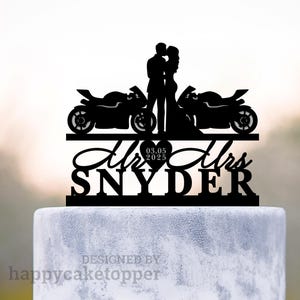 Motorcycle bride and groom cake topper, Two motorcycles wedding cake topper, Biker wedding cake topper, Motorbike couple cake topper, a579
