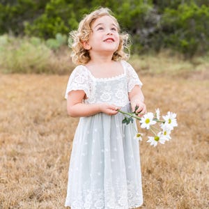 HANDMADE GIRLS CLOTHING, Vintage dresses, Toddler Girls dresses, Boho dresses, Free shipping, Photo shoot dress, Vintage clothing, Classic