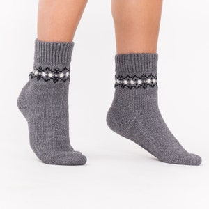 Wool Socks Unisex, Knit Winter Sock, Warm Socks with Ornament