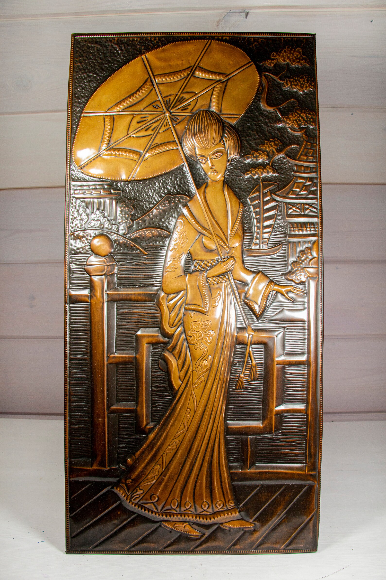 Oriental wall decor / Japanese geisha vertical metal wall art | Etsy